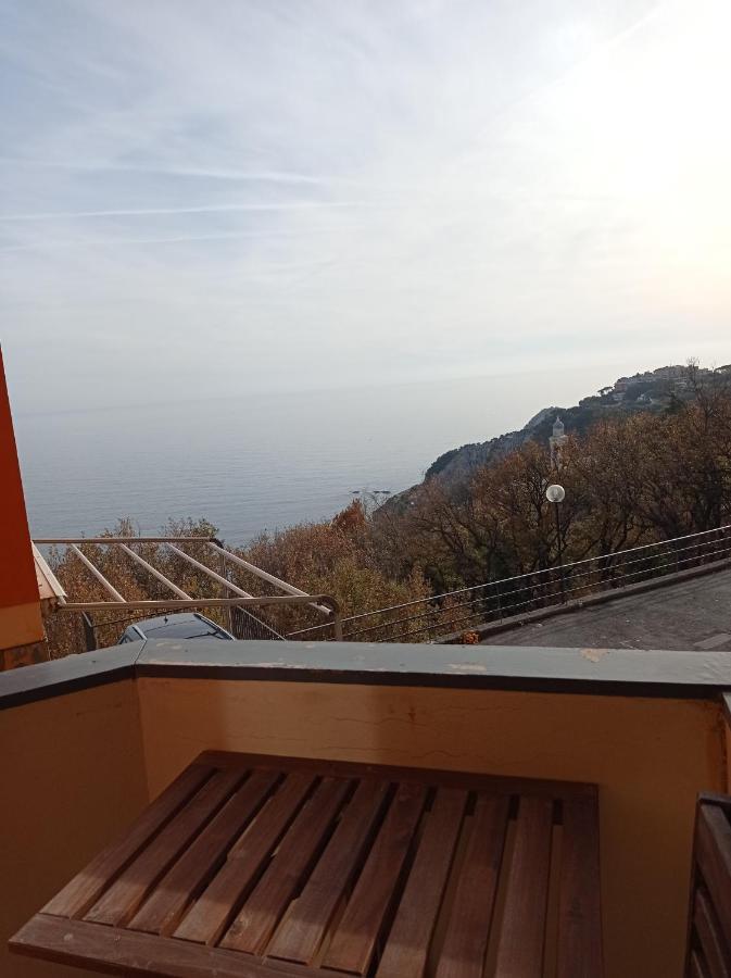 Casa Baia Azzurra Appartement Bergeggi Buitenkant foto